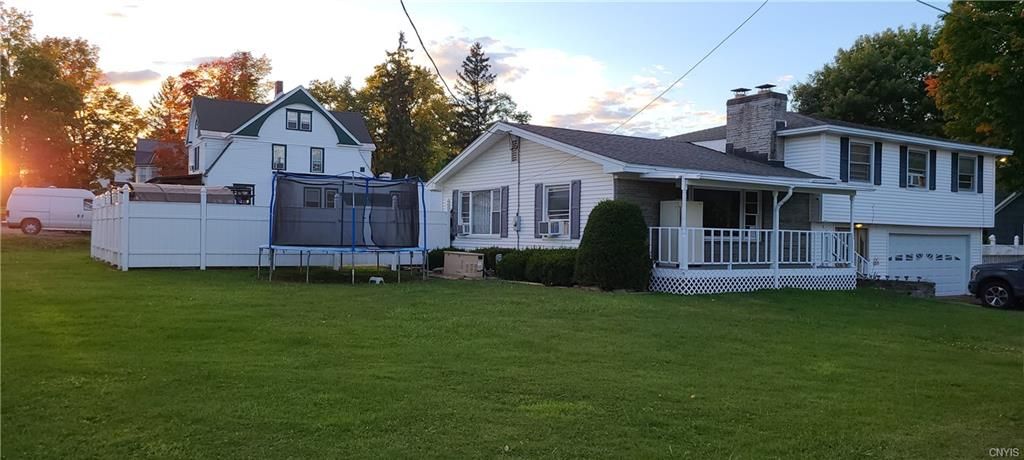 1 Brayton Ct, Dolgeville, NY 13329