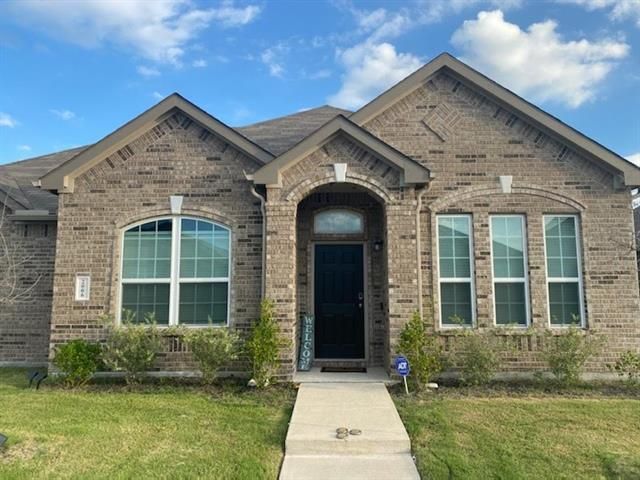 2006 Buttonwood St, Lancaster, TX 75146