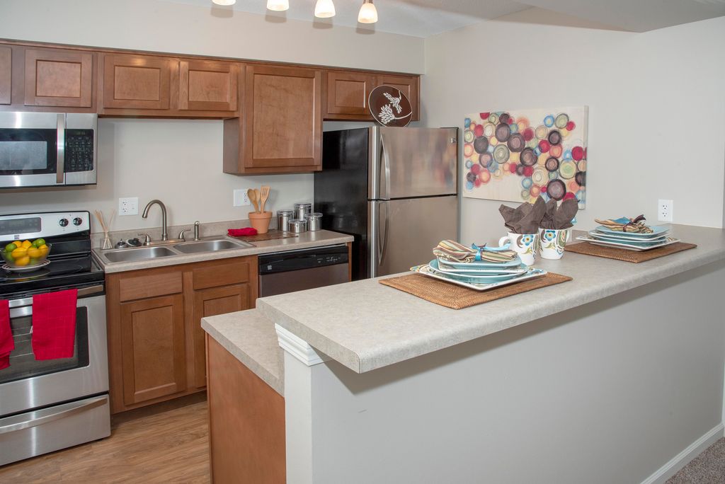 5900 Roose St, Lincoln, NE 68506