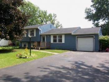 19 Meeting House Dr, Rochester, NY 14624