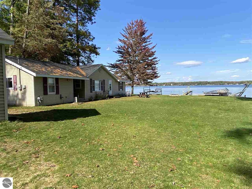 11411 Lake Shore Dr, Fife Lake, MI 49633 Trulia