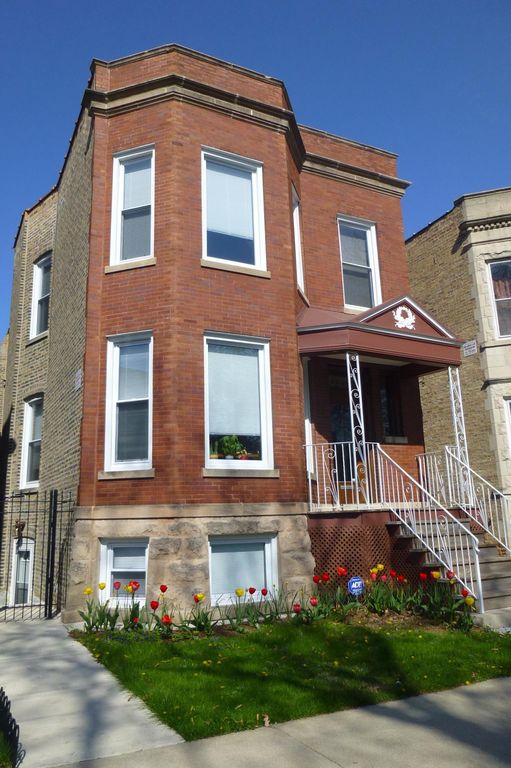 2720 N Albany Ave 2, Chicago, IL 3 Bed, 1 Bath Apartment 10 Photos