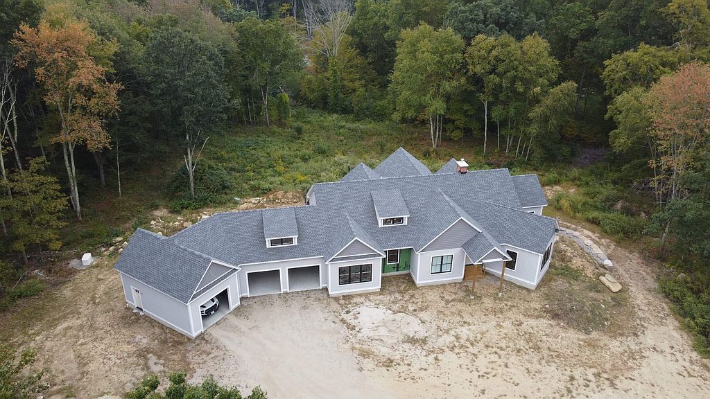 30 Wells Wood Rd, Columbia, CT 06237 3 Bed, 4 Bath SingleFamily Home