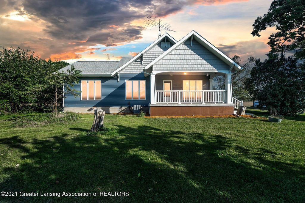 6550 Britton Rd, Perry, MI 48872