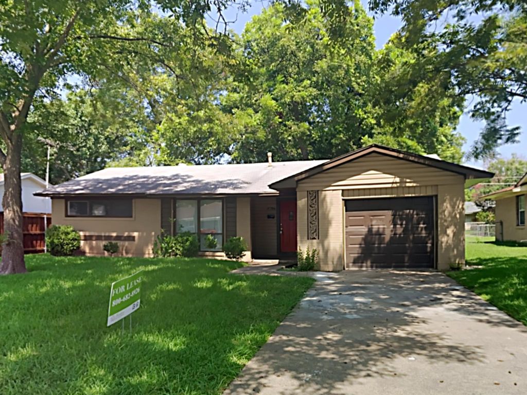 3617 Demaret Dr, Mesquite, TX 75150
