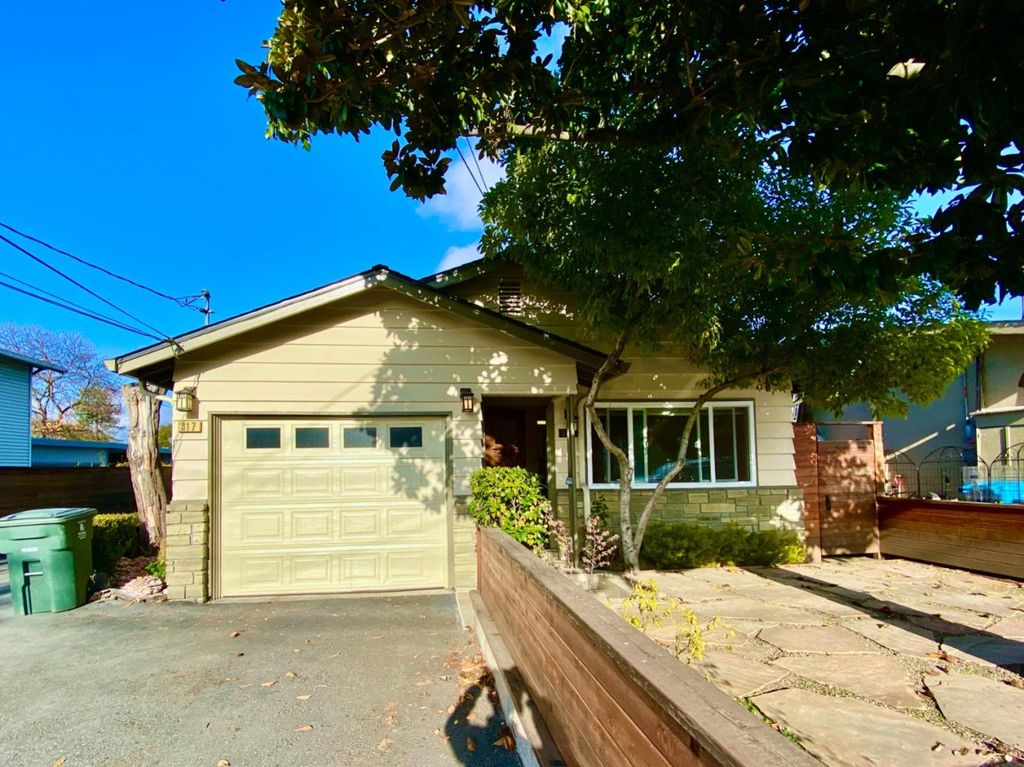 317 Orchard Ave, Redwood City, CA 94061