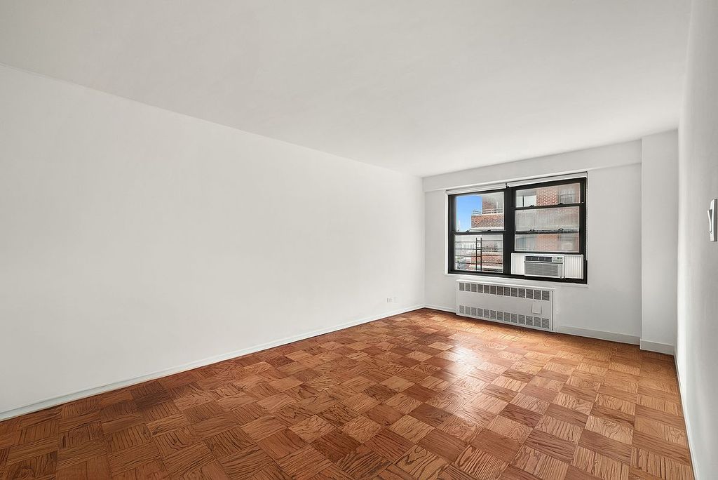 210 Broadway #H1305, New York, NY 10002