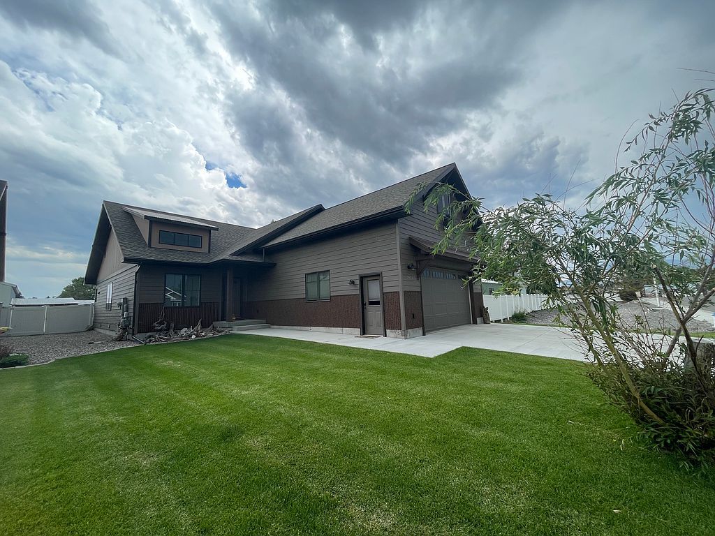 2924 Fuelie Ave, Cody, WY 82414 Trulia