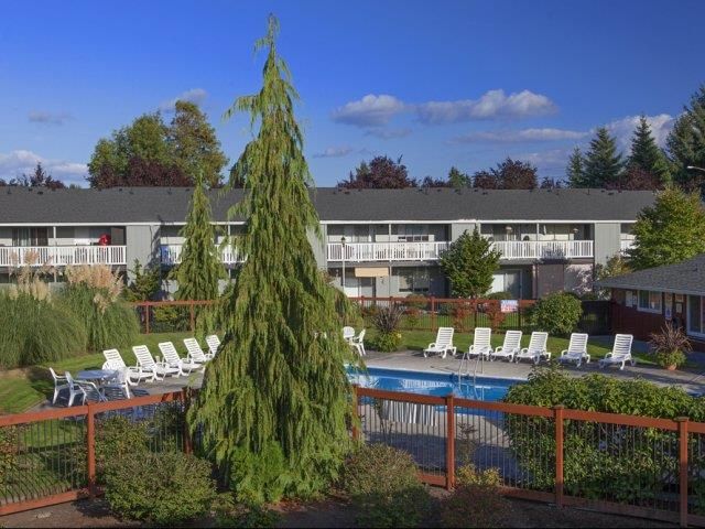 11412 NE 49th St, Vancouver, WA 98682