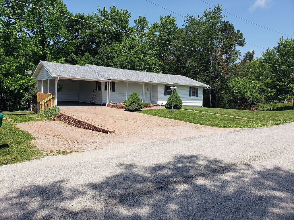 713 Pine St, Willow Springs, MO 65793 Trulia