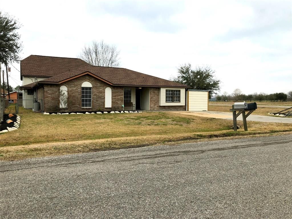 5102 1st St, Danbury, TX 77534 Trulia