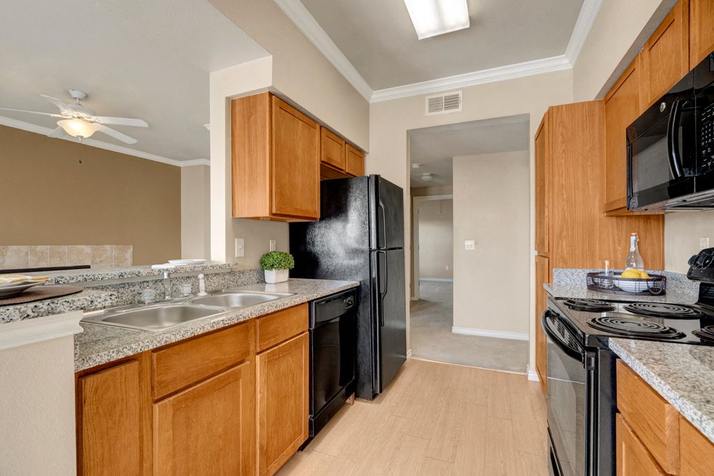 8201 Dorado Dr, Odessa, TX 79765