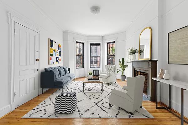 35 Saint Marks Ave #1, Brooklyn, NY 11217