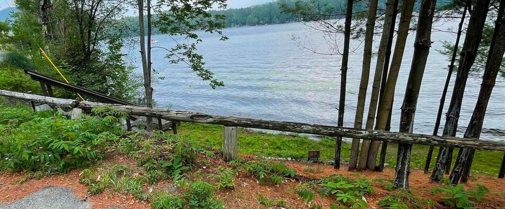7141 State Route 9, Chestertown, NY 12817