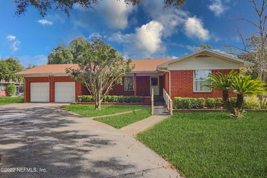 6227 OLD MIDDLEBURG RD S, Jacksonville, FL 32222