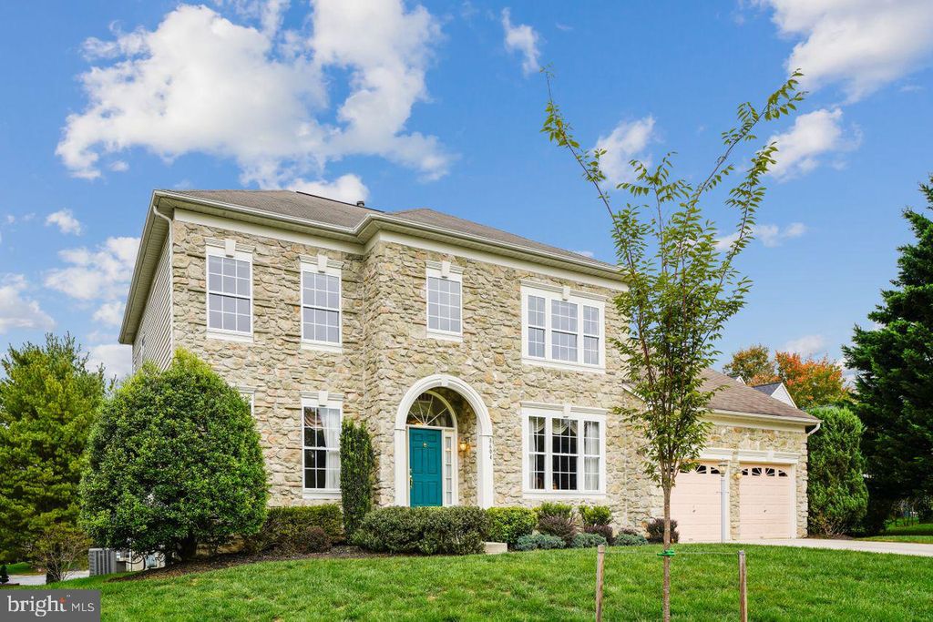 8604 Watkins Run Ct, Ellicott City, MD 21043
