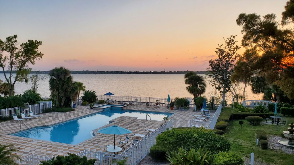 225 S  Tropical Trl #311, Merritt Island, FL 32952
