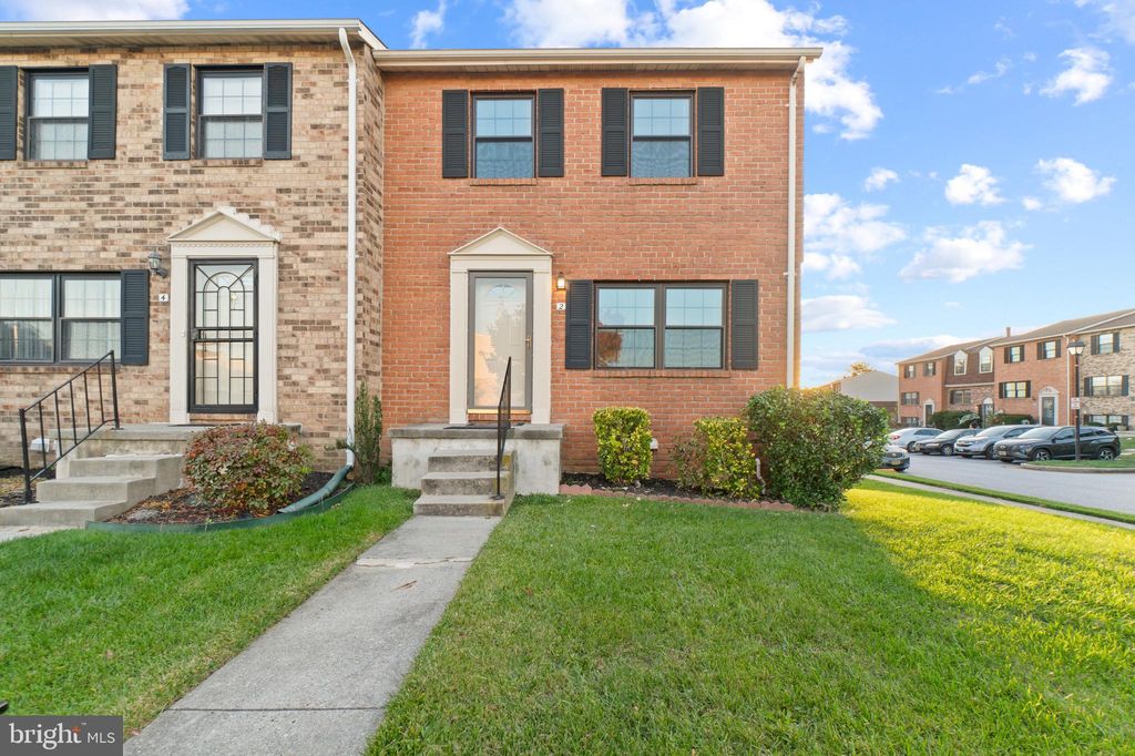 2 Holland Hill Ct, Baltimore, MD 21228