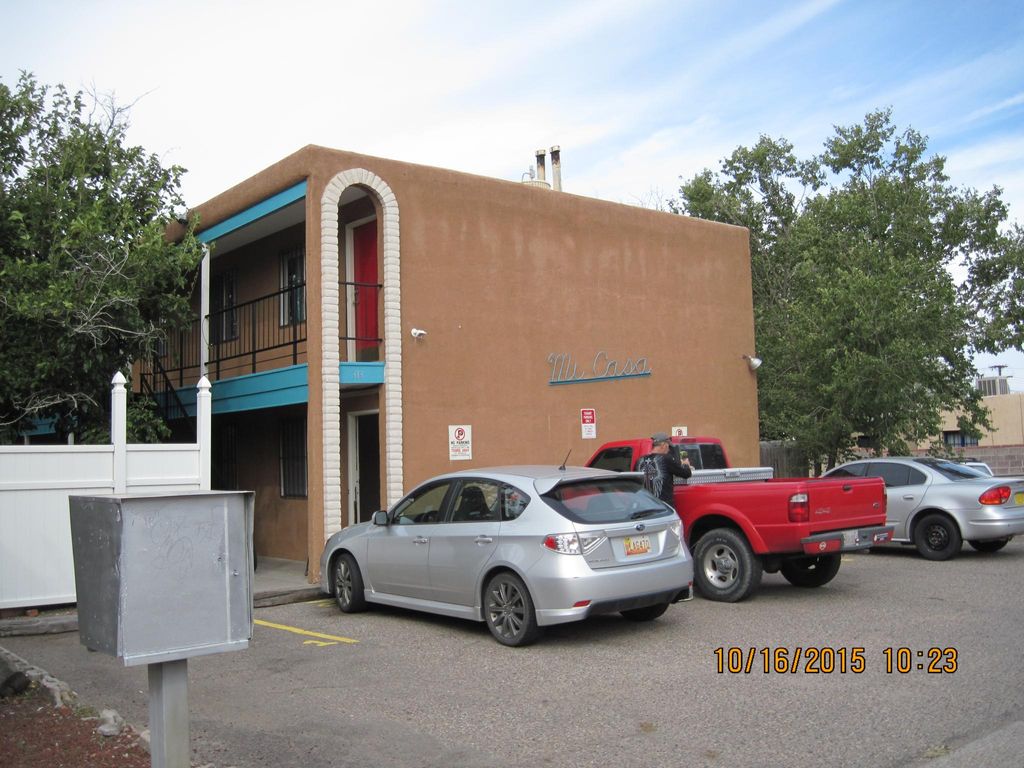 313 Girard Blvd SE, Albuquerque, NM 87106
