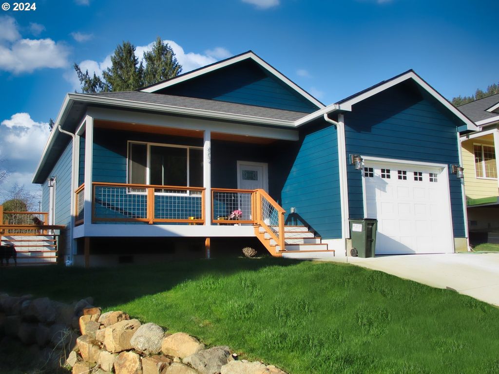 607 Vine Maple Ln, Garibaldi, OR 97118 MLS 24660322 Trulia