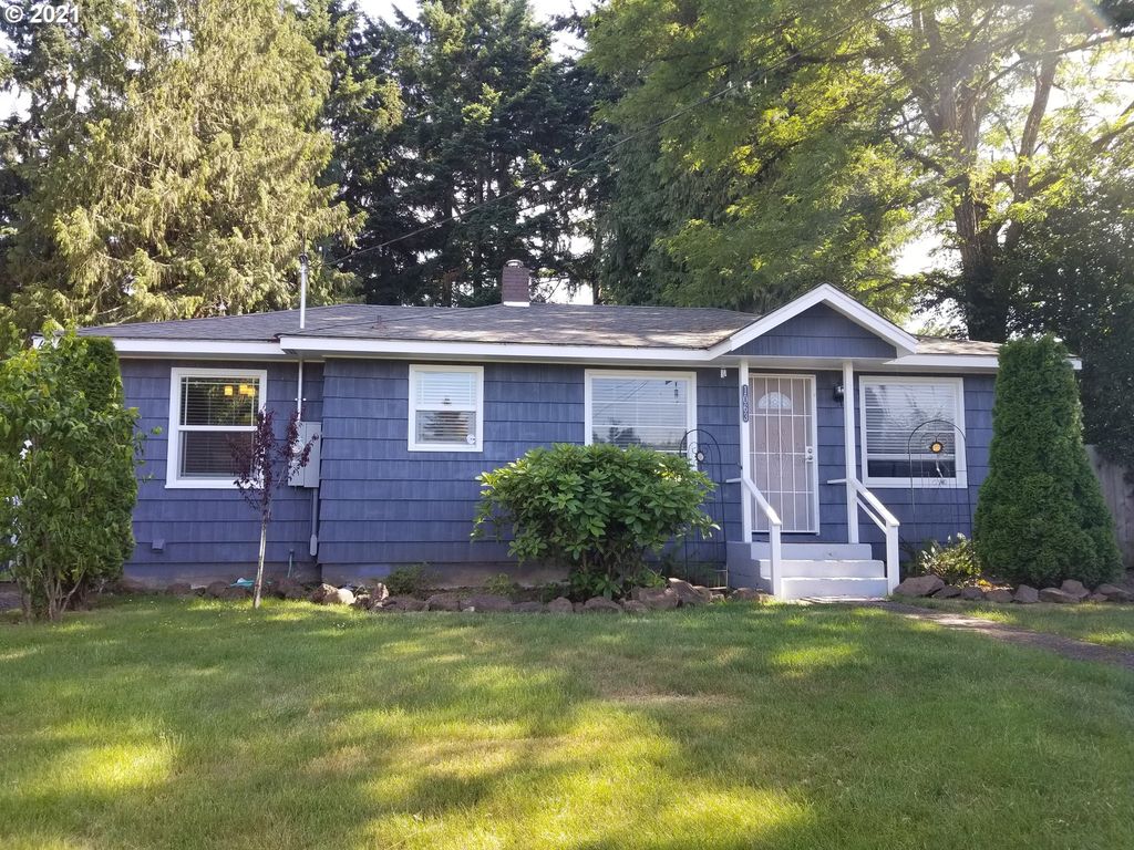 1063 Tyler Ave, Cottage Grove, OR 97424