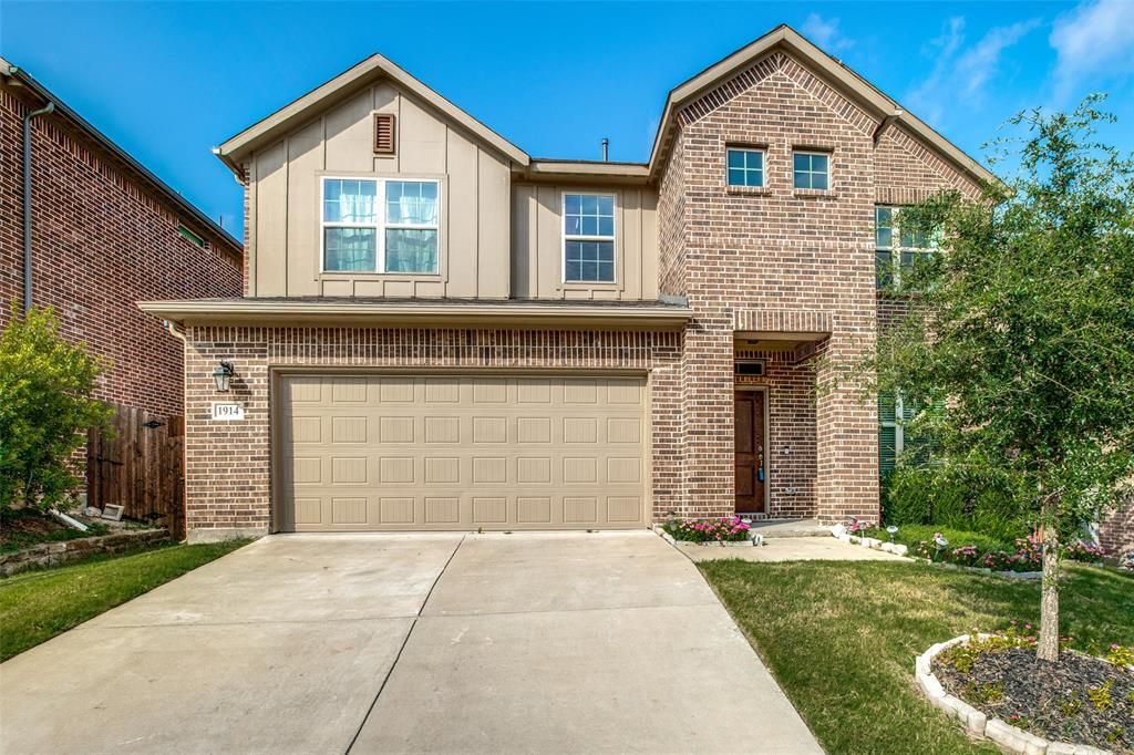 1914 Brookhill Dr, Garland, TX 75043