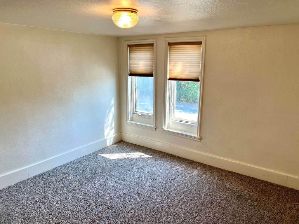 408 E Porter St, East Helena, MT 59635