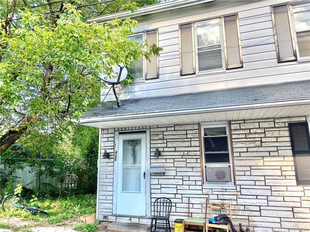 425 Milton St, Catasauqua, PA 18032