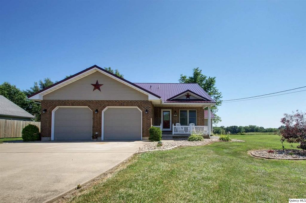 703 W Wood St, Camp Point, IL 62320 Trulia