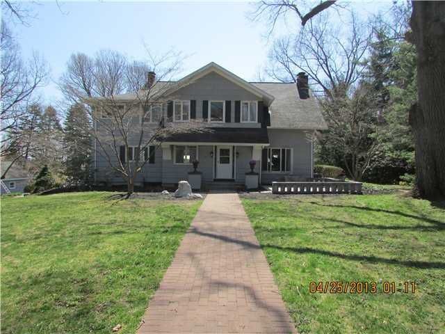 3 Brightford Heights Rd, Rochester, NY 14610