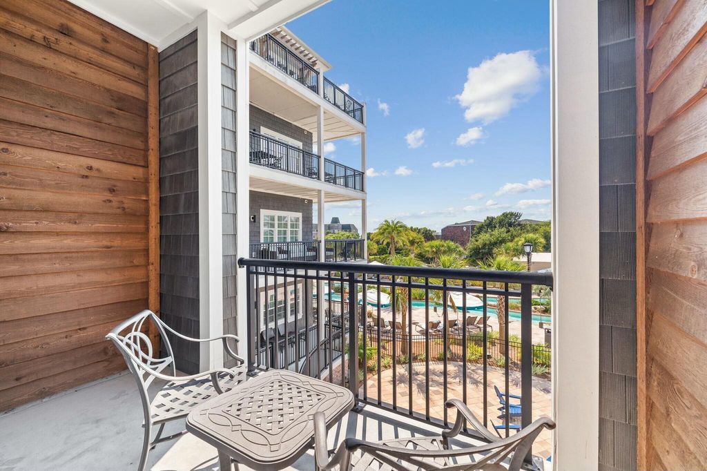 100 Matthew Blvd #209, Destin, FL 32541