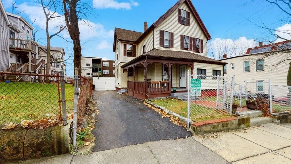 44 Evans St, Dorchester, MA 02124