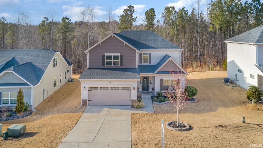 529 Holden Forest Dr, Youngsville, NC 27596
