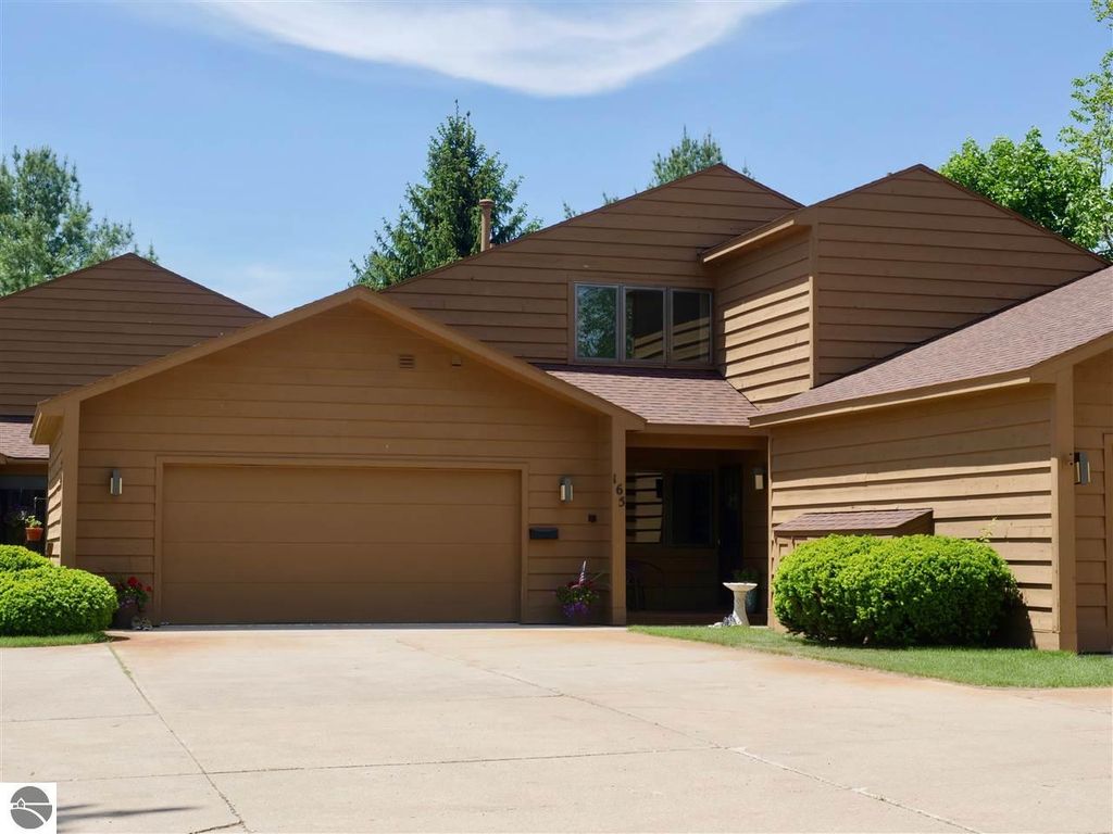165 N Shore Dr E, Cadillac, MI 49601 Trulia