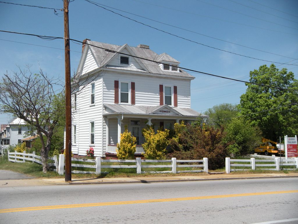 800 W Main St, Danville, VA 24541 Trulia