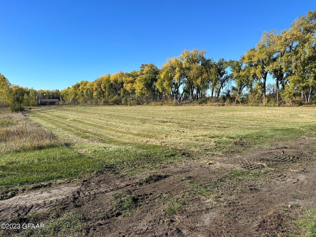 11th St NE, Thompson, ND 58278 Trulia