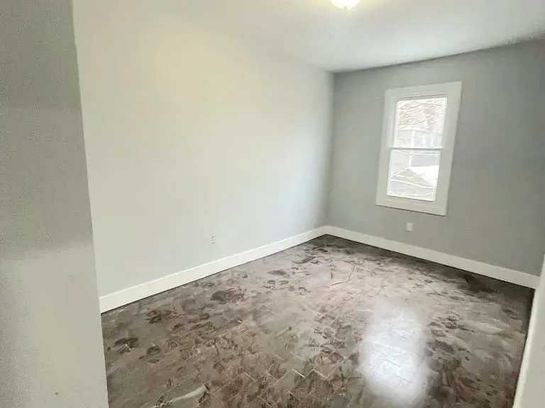 71 N Munn Ave #1 — photo 3 of 6