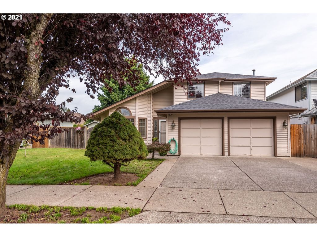2077 Assumption St, Eugene, OR 97402
