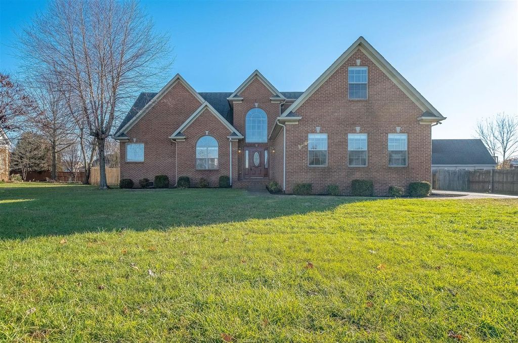 2307 Elrod Rd, Bowling Green, KY 42104
