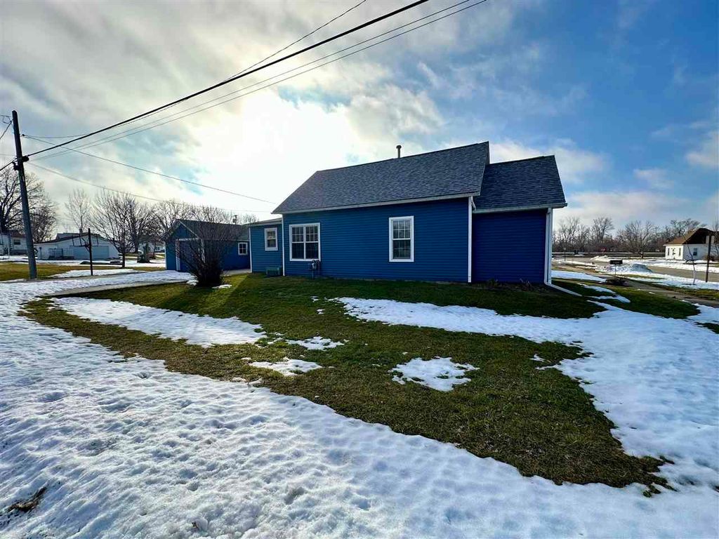 1309 3rd Ave, Belle Plaine, IA 52208 Trulia