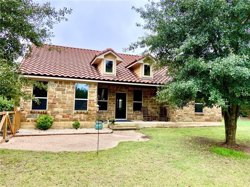 118 NW Buckhorn Dr, Bastrop, TX 78602