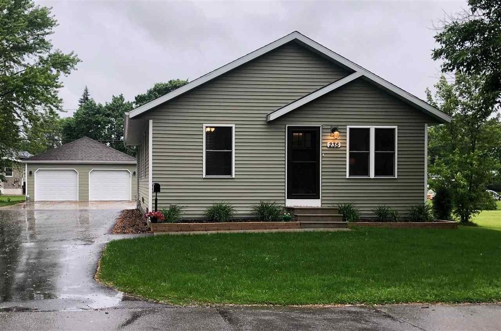 235 E Ontario St, Omro, WI 54963 Trulia