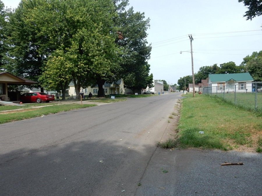 203 E 11th St, Caruthersville, MO SingleFamily Home 5 Photos Trulia