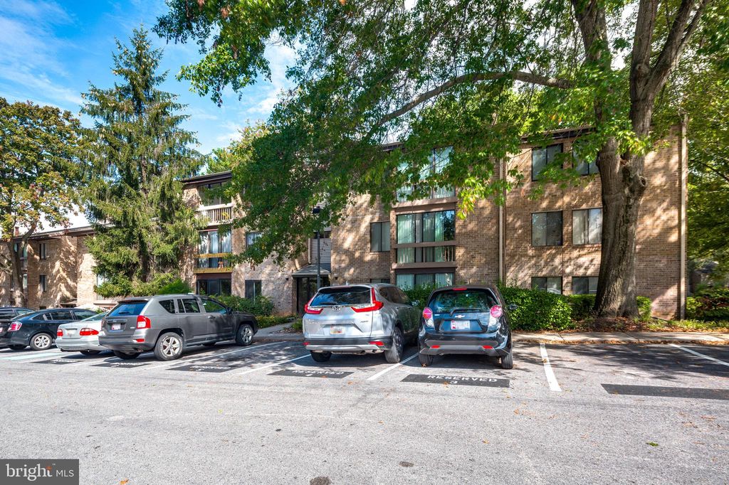 10564 Twin Rivers Rd #B-1, Columbia, MD 21044