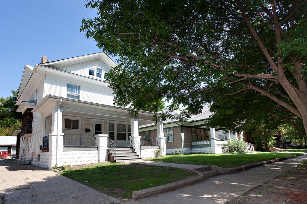 338 N Holyoke Pl, Wichita, KS 67208