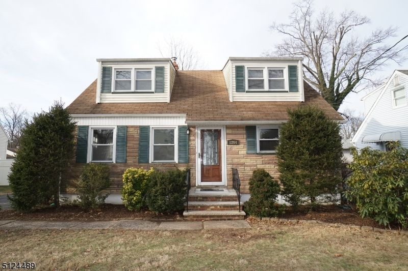 1264 Hedin Pl, Rahway City, NJ 07065-1824