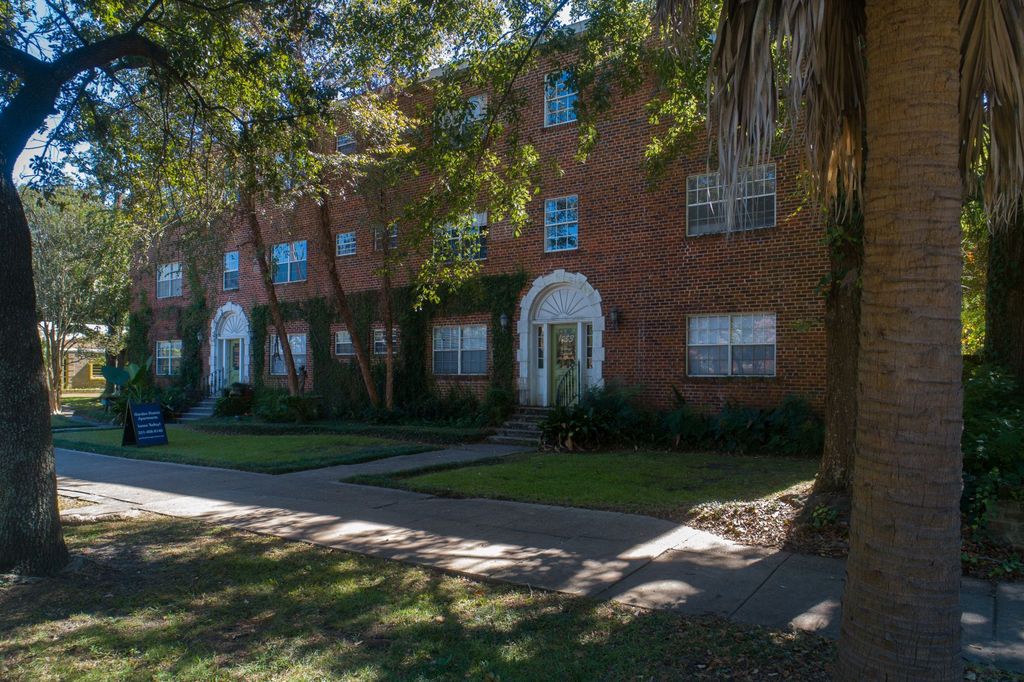 1053 Government St 303, Mobile, AL 36604 Trulia