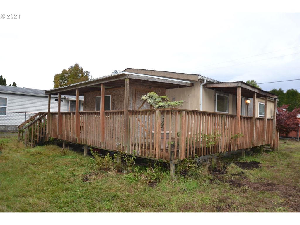 163 Tyee St, Hammond, OR 97121