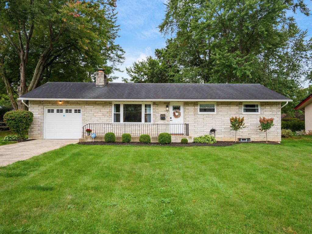 319 E  Walnut St, Westerville, OH 43081
