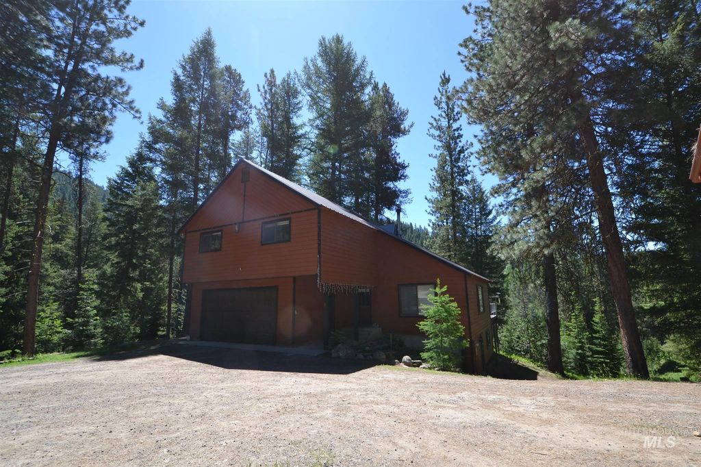 6 Cottontail Ct, McCall, ID 83638